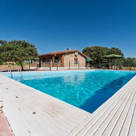 Pet-friendly Con Piscina Y Patio Privado * Valverde de Merida